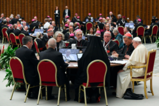 16-Ouverture de la XVI<sup>e</sup> Assemblée générale ordinaire du Synode des Évêques