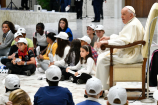 4-“Los niños encuentran el Papa - Aprendamos de los niños y niñas” 