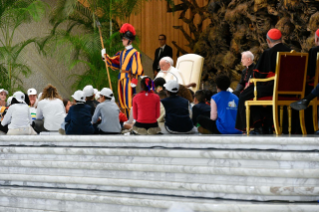 7-“Los niños encuentran el Papa - Aprendamos de los niños y niñas” 