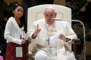22-“Los niños encuentran el Papa - Aprendamos de los niños y niñas” 