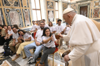 8-Aux jeunes pèlerins de l’archidiocèse argentin de Córdoba