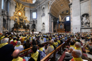 8-A los peregrinos de Concesio y de Sotto il Monte, con motivo 60 aniversario de la muerte de Juan XXIII y la elección de Pablo VI