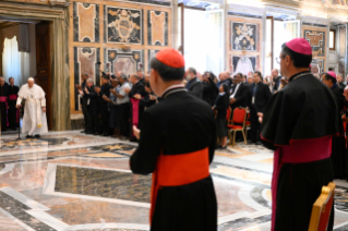 8-Aos participantes na Assembleia Geral das Pontifícias Obras Missionárias 