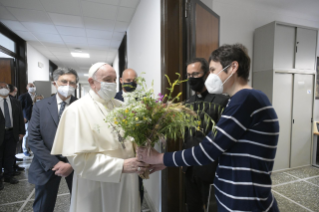 13-Visita del Santo Padre a la comunidad de trabajo del Dicasterio para la Comunicación