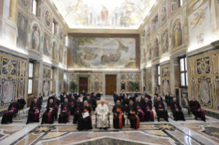 8-A los participantes en la reunión organizada por la Oficina Nacional de Catequesis de la Conferencia Episcopal Italiana