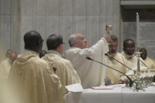15-Heilige Messe zur Eröffnung der Generalversammlung von <i>Caritas Internationalis</i>