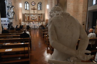 7-Santa Misa por los difuntos y oración en el cementerio
