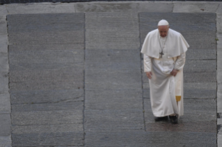 2-Moment of prayer and “Urbi et Orbi” Blessing presided over by Pope Francis  