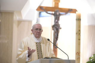 0-Holy Mass presided over by Pope Francis at the Casa Santa Marta in the Vatican: "Christ died and rose for us: the only medicine against the worldly spiri"t