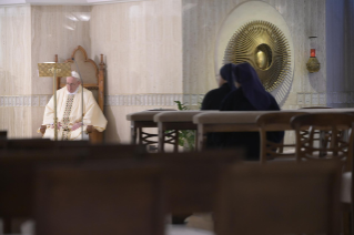 5-Holy Mass presided over by Pope Francis at the Casa Santa Marta in the Vatican: "Christ died and rose for us: the only medicine against the worldly spiri"t