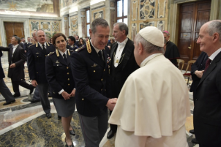 3-Aos Funcionários e Agentes de Segurança Pública junto ao Vaticano 