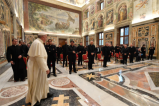 6-An die Gemeinschaft des Päpstlichen Lateinamerikanischen Kollegs "Pius" in Rom
