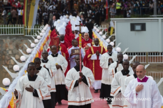 2-Viagem Apostólica: Santa Missa pelos Mártires de Uganda