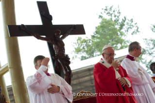 9-Viagem Apostólica: Santa Missa pelos Mártires de Uganda