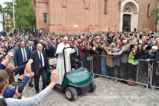 0-Pastoral Visit to Bologna: Encounter with students and representatives of the Academic world