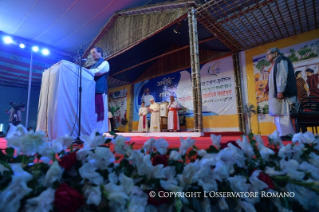 7-Voyage apostolique au Bangladesh : Rencontre interreligieuse et &#x153;cum&#xe9;nique pour la paix
