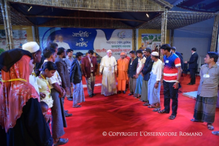 9-Viaggio Apostolico in Bangladesh: Incontro Interreligioso ed Ecumenico per la pace 