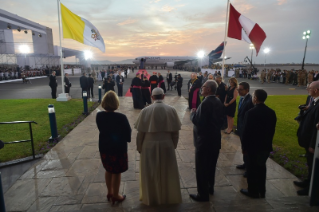 0-Viaje apostólico a Perú: Ceremonia de despedida