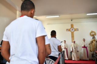 0-Apostolic Journey to Panama: Penitential liturgy with young detainees in the Centro de Cumplimiento de Menores Las Garzas de Pacora