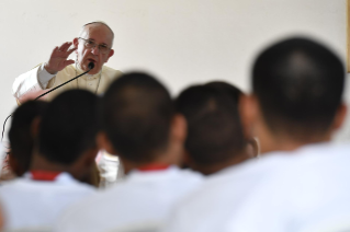 7-Apostolic Journey to Panama: Penitential liturgy with young detainees in the Centro de Cumplimiento de Menores Las Garzas de Pacora