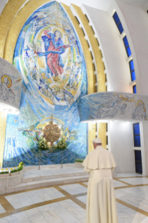 9-Viagem Apostólica à Romênia: Visita à Catedral de Santa Maria Rainha em Iasi