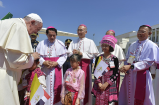 9-Apostolic Journey of the Holy Father to Thailand: Official welcome  
