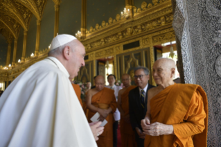9-Voyage apostolique en Thaïlande : Visite au patriarche suprême des bouddhistes 