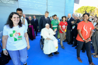 4-Viaje apostólico a Portugal: Ceremonia de acogida