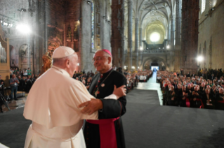 13-Viagem Apostólica a Portugal: Vésperas com os Bispos, os Sacerdotes, os Diáconos, os Consagrados, as Consagradas, os Seminaristas e os Agentes da Pastoral 