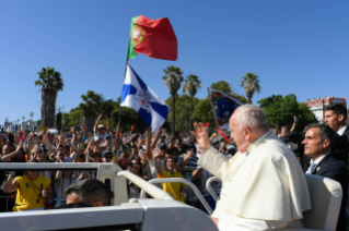 1-Viaje apostólico a Portugal: Vía Crucis con los jóvenes