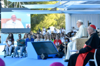15-Viagem Apostólica a Portugal: Via-Sacra com os jovens
