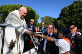 25-Viaje apostólico a Portugal: Vía Crucis con los jóvenes