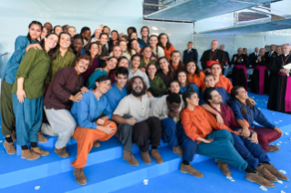 32-Voyage apostolique au Portugal : Chemin de Croix avec les jeunes 