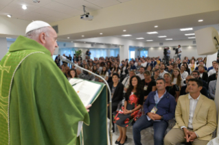 14-Visita del Santo Padre a la Ciudadela Cielo de la comunidad Nuevos Horizontes de Frosinone