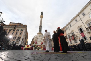 14-Hochfest der ohne Erbsünde empfangenen Jungfrau und Gottesmutter Maria  – Gebet vor der Mariensäule auf dem Spanischen Platz