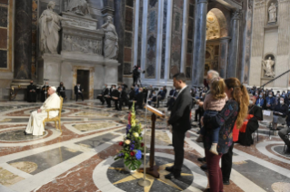 9-Récitation du chapelet présidée par le Pape François pour invoquer la fin de la pandémie