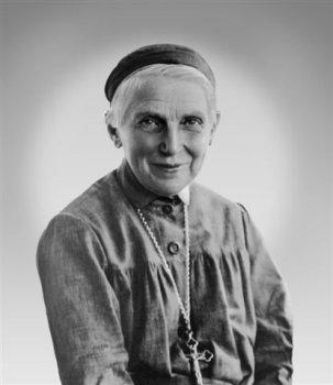Ursula Julia Led&#243;chowska (1865-1939)