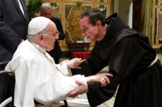 2-Aux participants à la Rencontre organisée par l'Académie Pontificale Mariale Internationale, à l'occasion du trentième anniversaire de la création de la Direction d'Investigation Anti-Mafia (DIA)