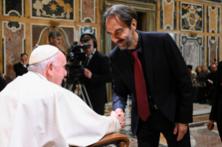 3-Aux artistes du « Concert de Noël au Vatican » 