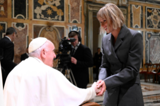 9-To the Artists of the Christmas Concert in the Vatican