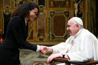 12-Aux artistes du « Concert de Noël au Vatican » 