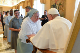 3-Aux participants au Chapitre général des Filles de la Charité Canossiennes