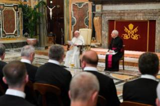 8-A los participantes en los Capítulos generales de la Orden Basiliana de San Josafat, de la Orden de la Madre de Dios y de la Congregación de la Misión