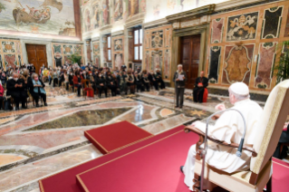 1-An die Teilnehmer der Begegnung, die das italienische Frauenzentrum organisiert hat