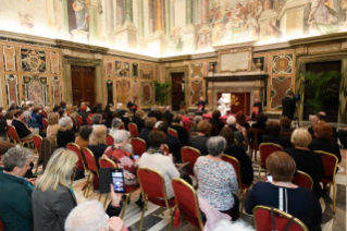 5-Aux participants de la Rencontre promue par le Centre des femmes italiennes