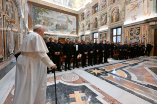 3-A la comunidad del Pontificio Colegio Pío Latinoamericano