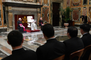 2-Alla Comunità del Pontificio Collegio Pio Latino Americano
