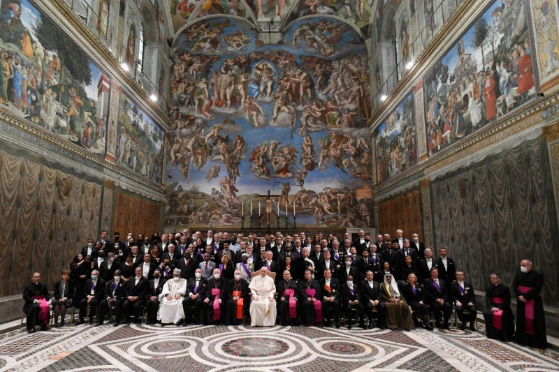 Papa Francisco e diplomatas credenciados junto à Santa Sé