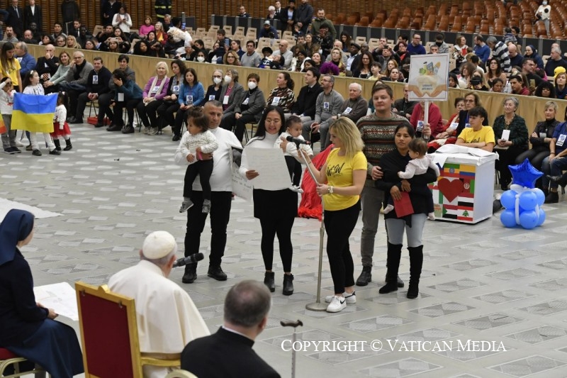 8-&Agrave;s crian&ccedil;as assistidas pelo Dispens&aacute;rio Santa Marta