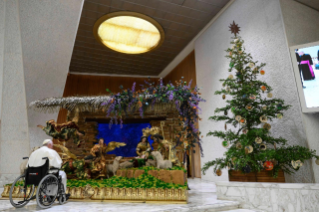6-A las delegaciones de Sutrio, de Rosello y de Guatemala que han ofrecido el árbol de Navidad y los dos belenes